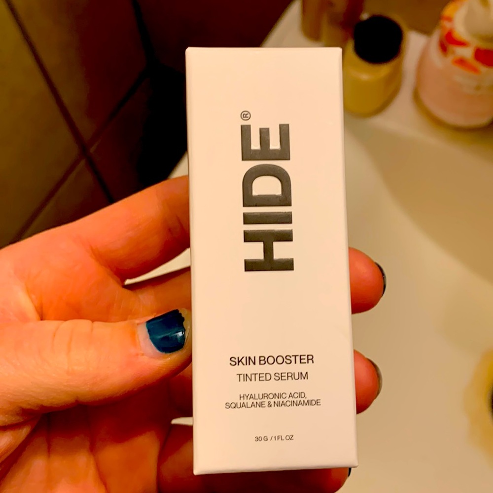 Hide Cosmetics Tinted Serum color natural beige